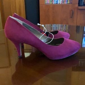Maroon Pumps